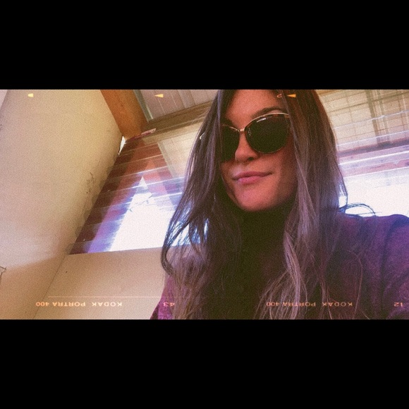 Meet your Posher, Megan - Picture 1 of 1